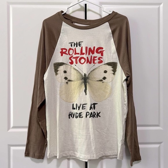 Urban Outfitters Other - NWT The Rolling Stones Live At Hyde Park Long Sleeve Brown Cream Baseball shirt